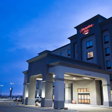 Hampton Inn By Hilton Lloydminster Exterior photo